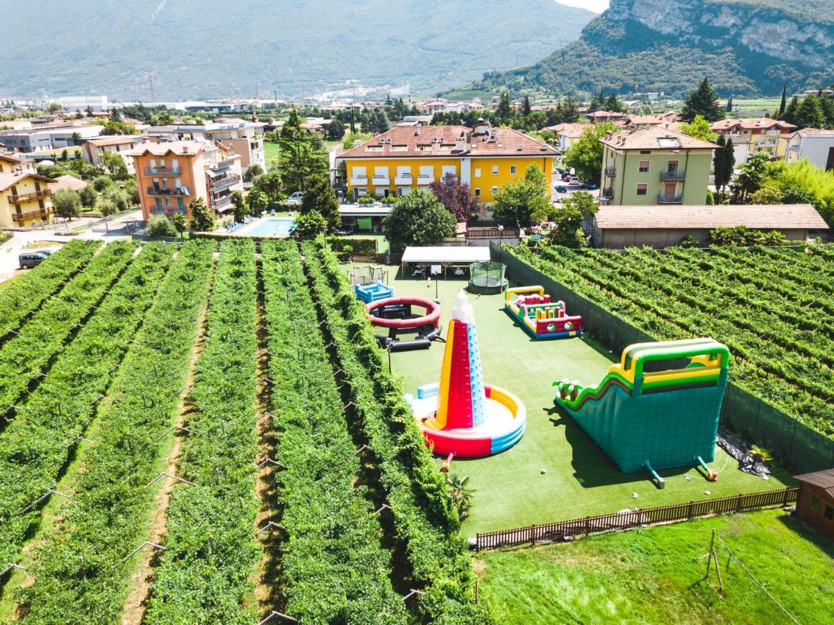 Appartamento Campagnola Mansardato Riva del Garda Esterno foto